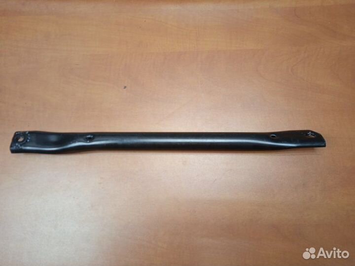 Распорка (растяжка) стоек левая Bmw 5 G30 B47D20A