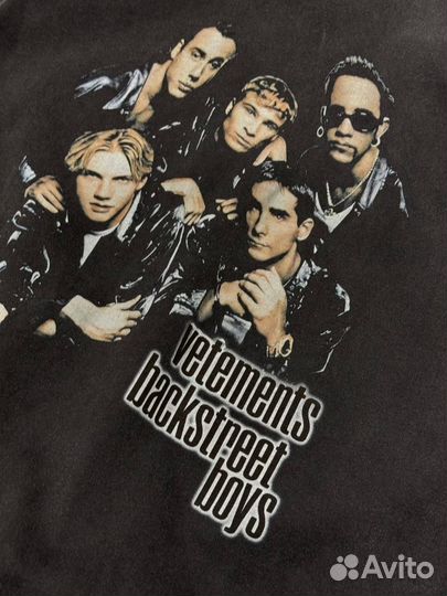 Футболка Vetements