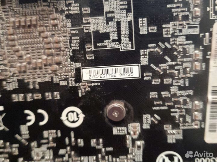 Видеокарта AMD Radeon R9 270