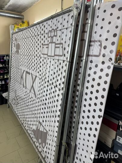 Ограждения с банерами