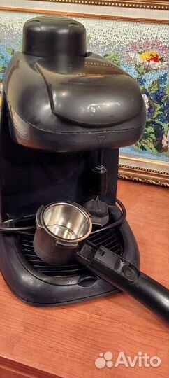 Кофеварка delonghi рожковая