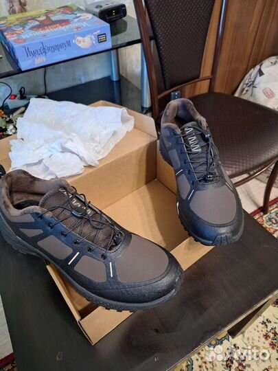 Кроссовки мужские 43 размера