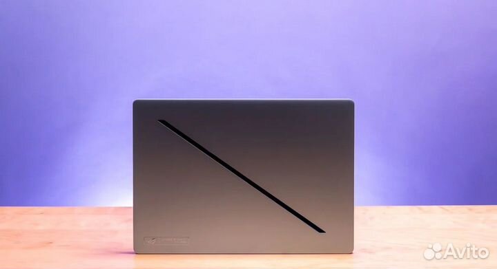 Asus ROG zephyrus G14 2024 oled Ryzen 7 8845HS