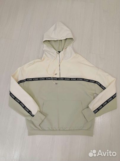 Спортивный костюм женский