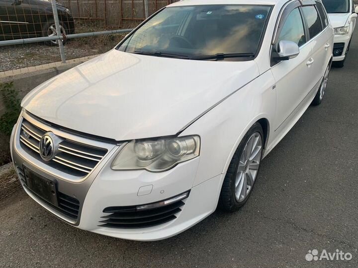 WV Passat B6 R36 (на запчасти)