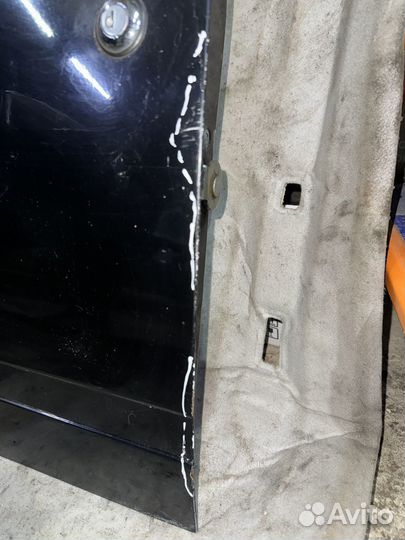 Передняя левая дверь Ваз 2107