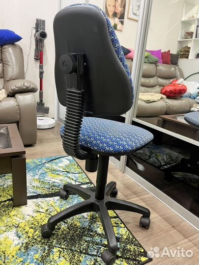 Детское компьютерное кресло бу