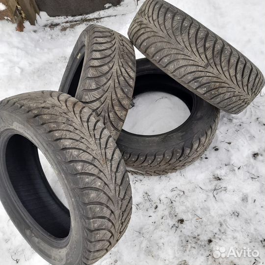 Sava Eskimo Stud 195/60 R15 88T