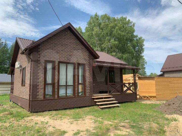 Дом 101 м² на участке 8 сот.