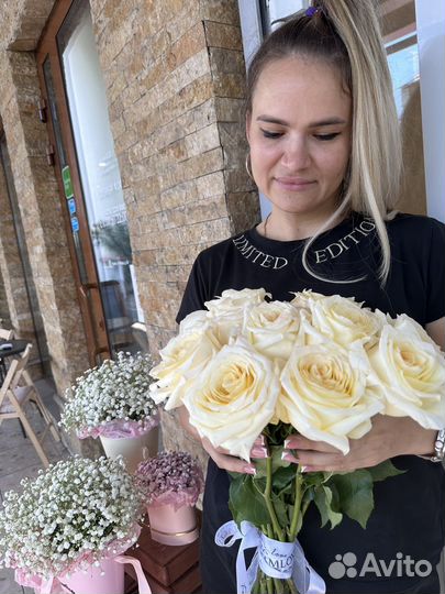 Букеты с доставкой розы Сочи Адлер