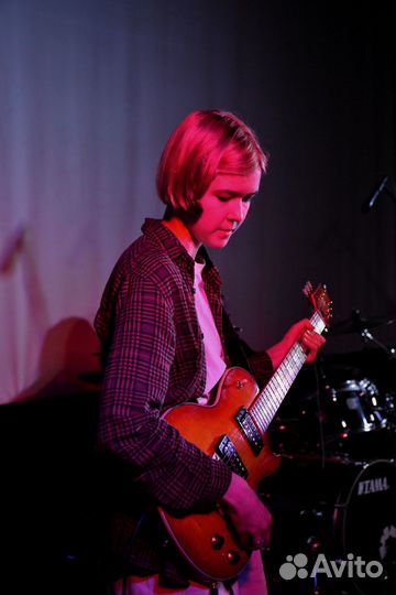 Уроки игры на гитаре (электрогитара, акустика)