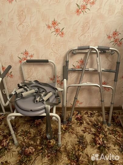 Ходунки,кресло туалет Армед новые