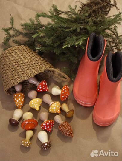 Грибы из дерева, деревянные грибы