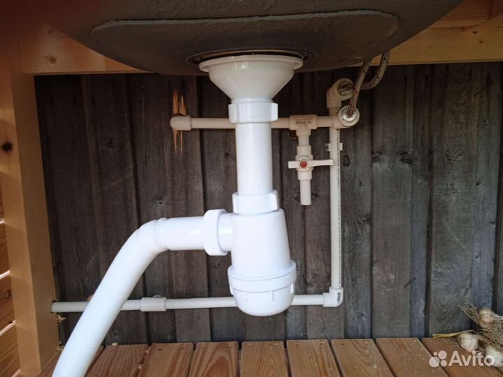 Установка водопровода на даче