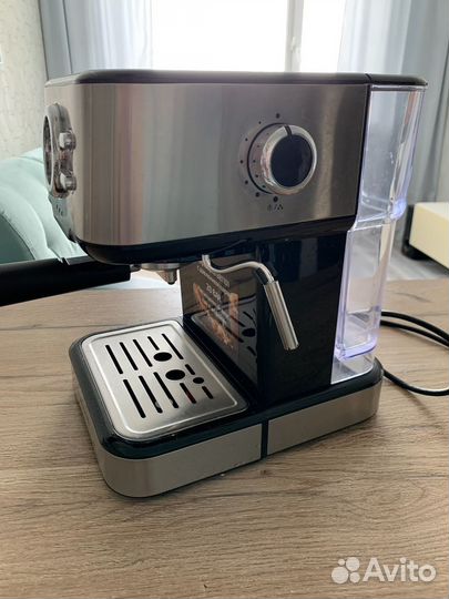 Кофеварка рожковая BR1101