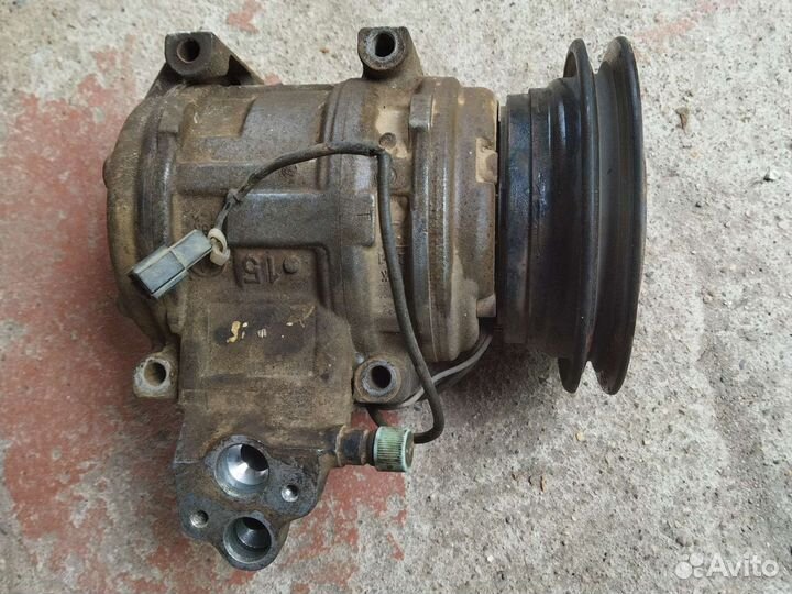 Компрессор кондиционера Mitsubishi Pajero 2 6G72