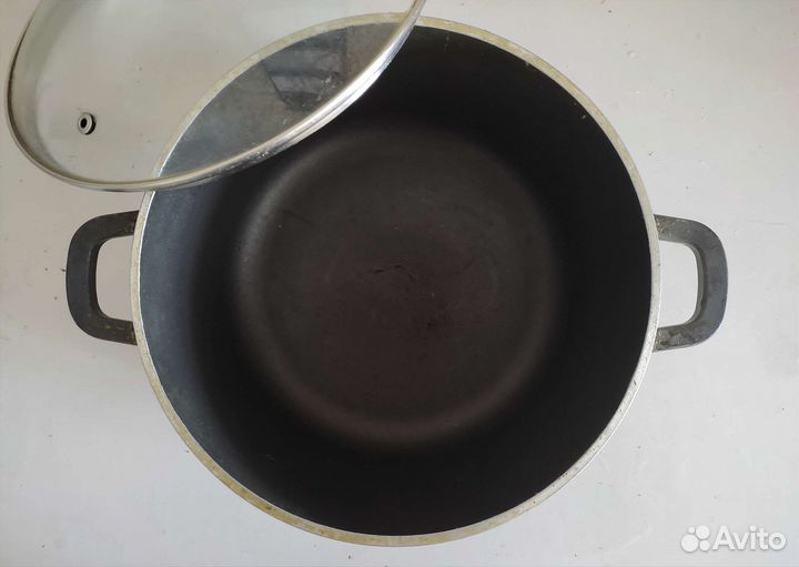 Казан (4,5л. с крышкой)