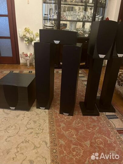 Топовая акустика Jamo E8 5.1+ ресивер Yamaha V630