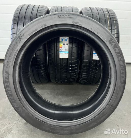 Michelin Pilot Sport 4 S 285/40 R23 и 325/35 R23 115Y