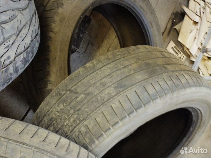 Aderenza ADZA66 275/50 R20 27M