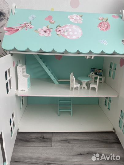 Кукольный домик с мебелью большой