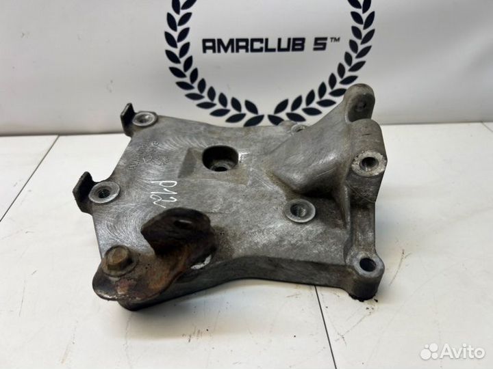 Кронштейн генератора Nissan Primera P12 QG18DE