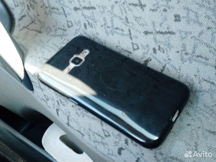 Samsung Galaxy J1 (2016) SM-J120F/DS, 8 ГБ