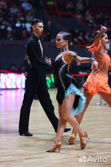 Платье для бальных танцев латина ю2 и старше