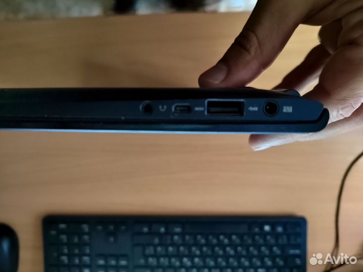 Ноутбук Asus UX310L