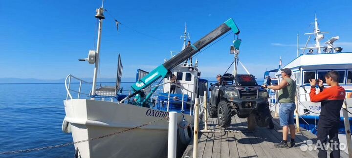 Корабль, катер, теплоход, грузоперевозки