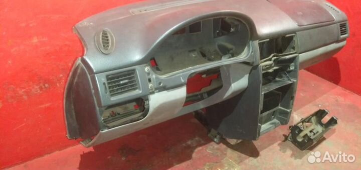 Приора торпедо под подушку пассажира halla