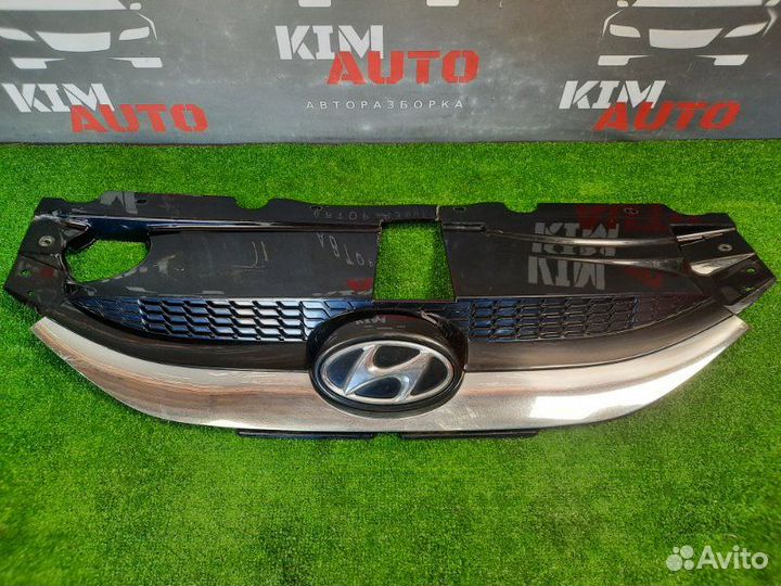 Решетка радиатора Hyundai Ix35 2.0 G4KD 2011
