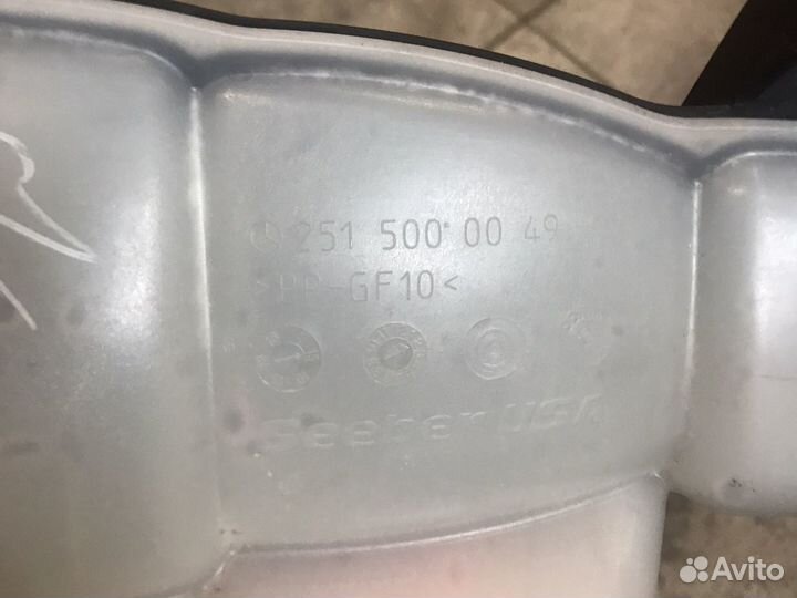 Расширительный бачок на мерседес w251 R-class