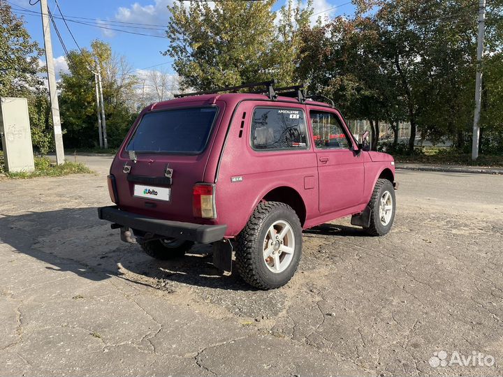 LADA 4x4 (Нива) 1.7 МТ, 1996, 77 778 км