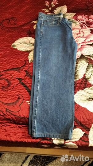 Куртка, свитер, рубашки, джинсы пакетом