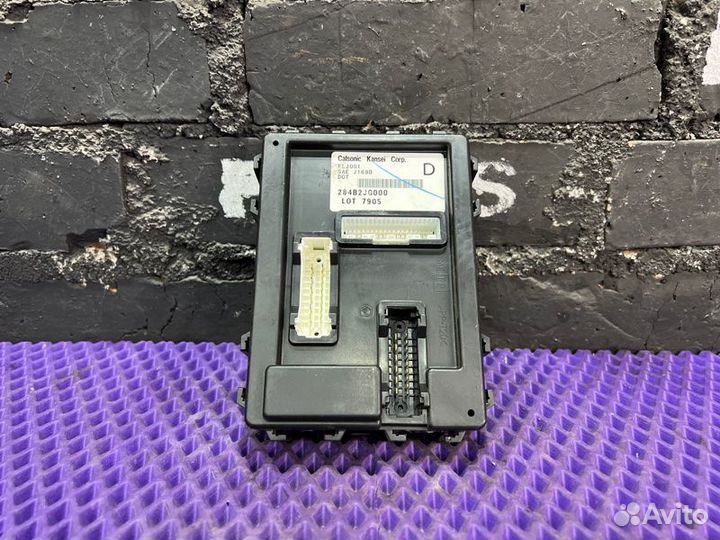 Блок комфорта Nissan X-Trail NT31-006535 MR20DE