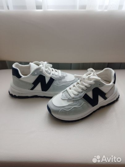 Кроссовки 39р