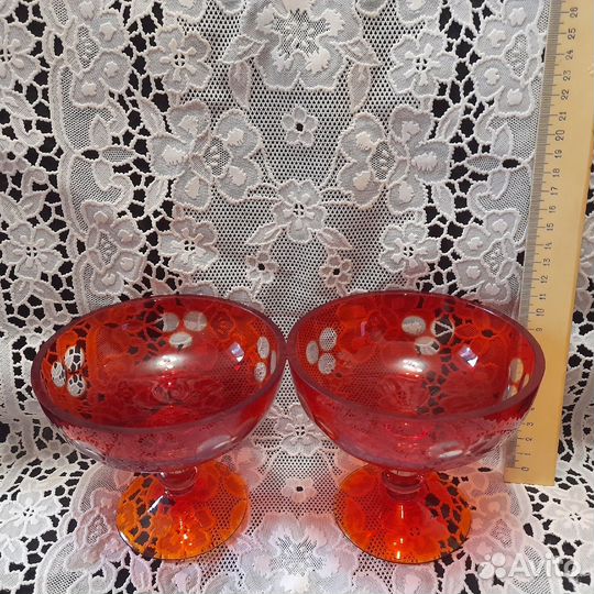 Фруктовница, цветное стекло