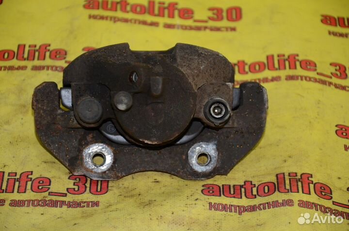 Супорт тормозной передний левый Ford Focus 2