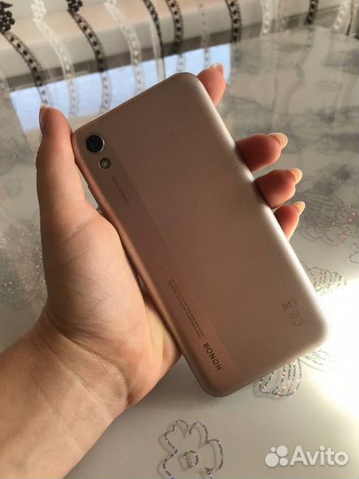 Мобильные телефоны бу honor 8s