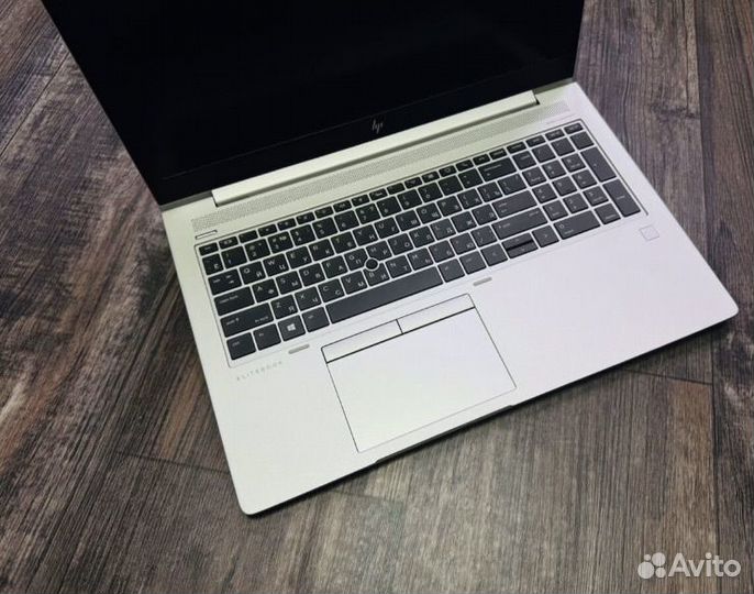 Ноутбук HP EliteBook Свежий