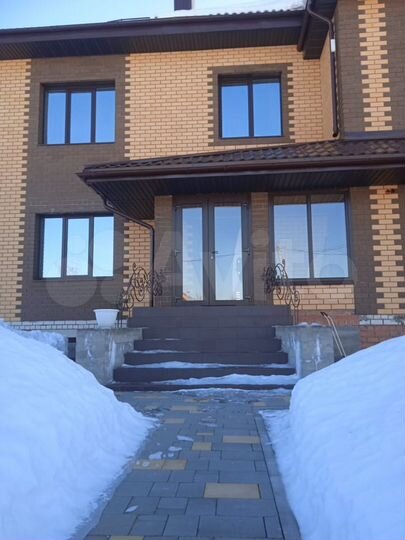 Дом 419 м² на участке 26 сот.