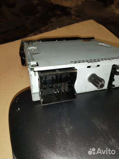 Магнитола рено флюенс меган 3