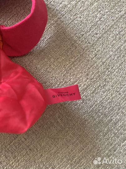 Косметичка - сумочка Givenchy (оригинал новая)