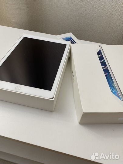 iPad Air 32gb wi-fi sim card