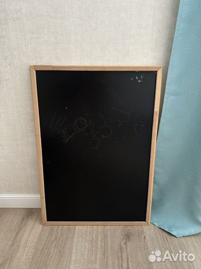 Детский стол со стулом + доска для мела