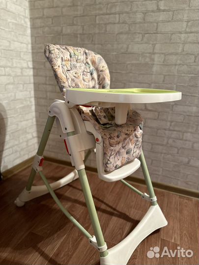 Стульчик для кормления happy baby Kelvin