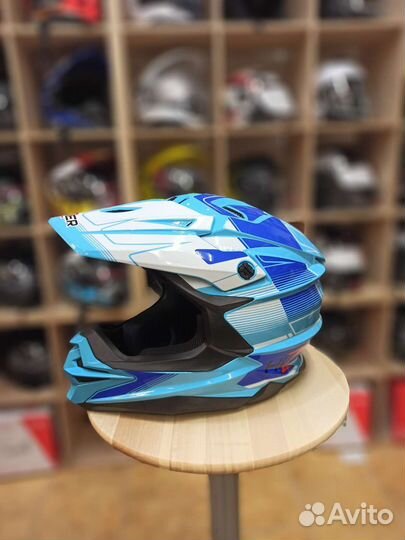 Кроссовый шлем