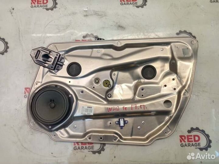 Стеклоподъёмник передний правый Mercedes-Benz