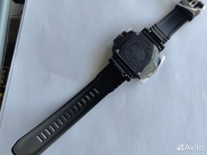 PRE-6611y-1 Pro Trek Casio. Оригинал